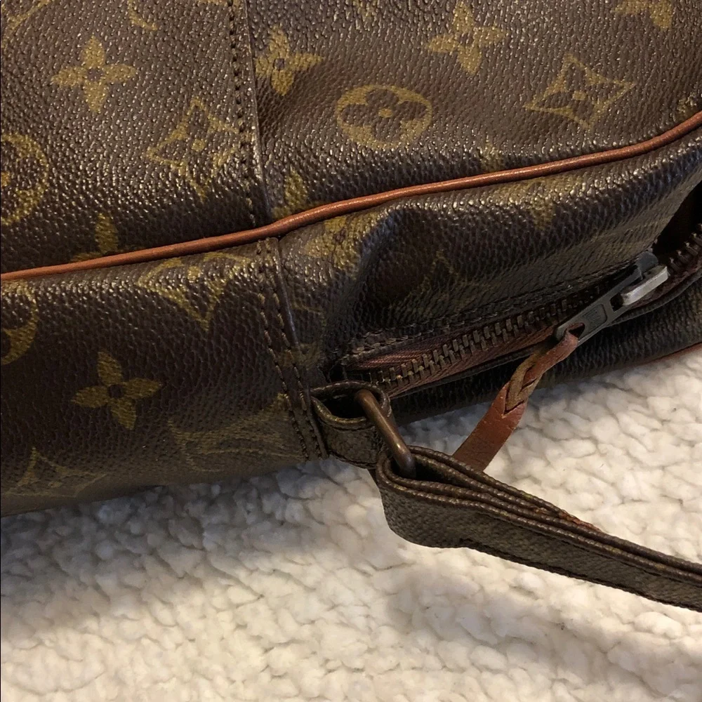 Louis Vuitton Brown Marceau GM 💼